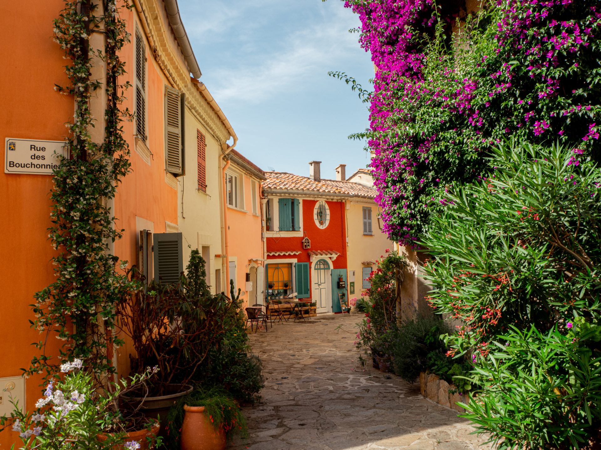 Rue Pouverin Bormes les Mimosas