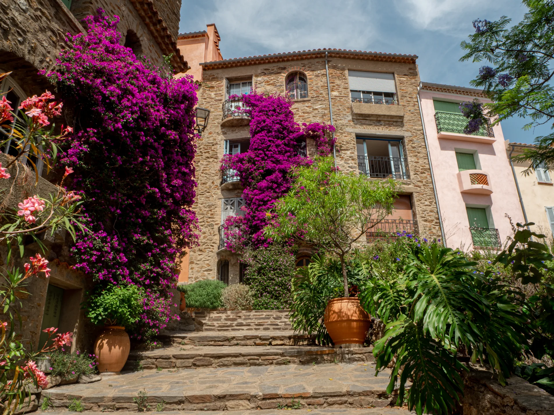 Village fleuri de Bormes les Mimosas