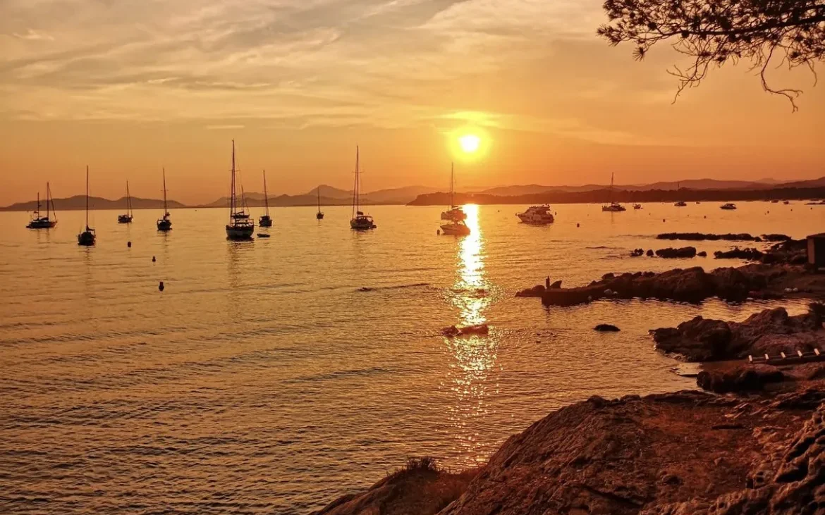 Coucher de soleil plages Bormes les Mimosas