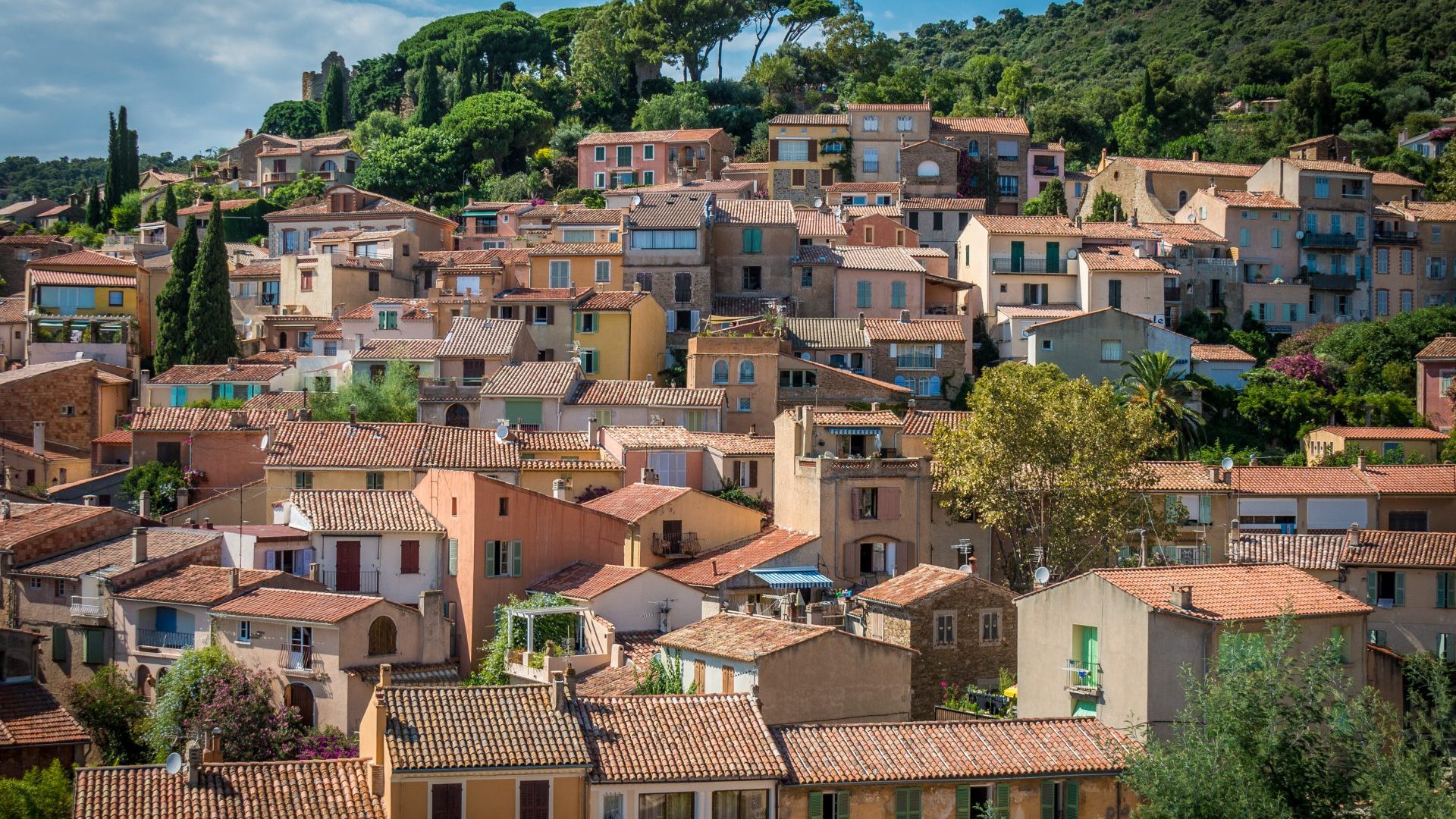 Vue du village de Bormes les Mimosas