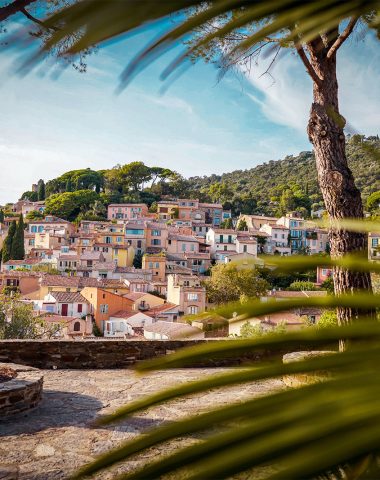 Vue du village Bormes les Mimosas